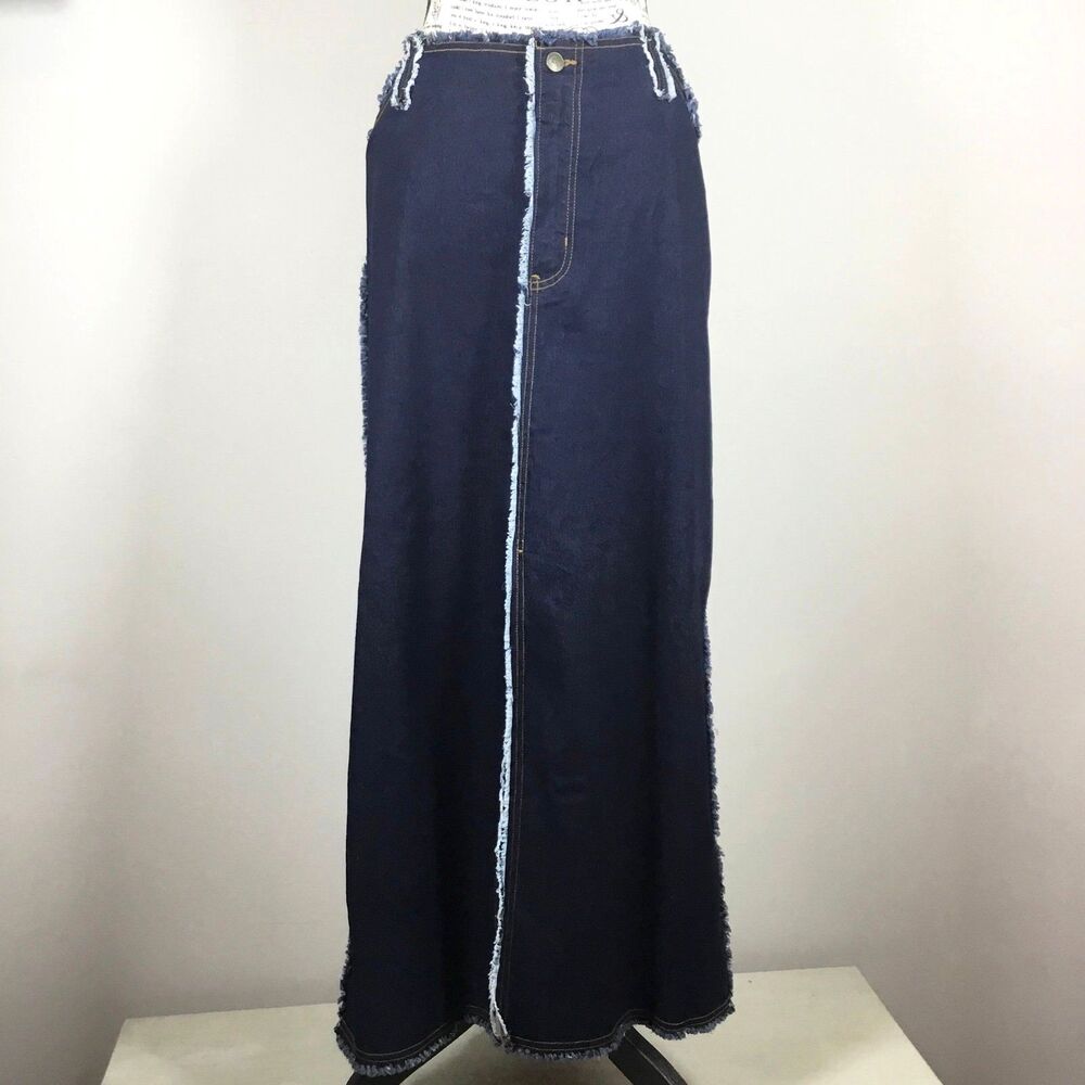 Solo plus stretch dark blue denim cotton raw edge skirt waist 40” sz 16 western